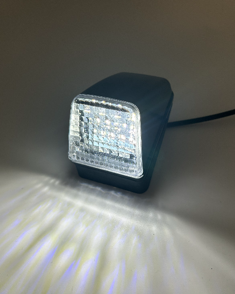 DTS FH Lampe Led Hvit